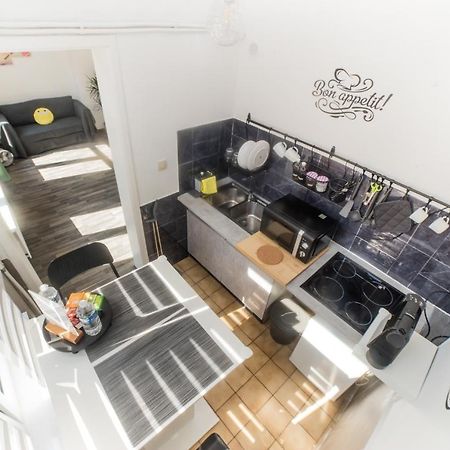 City Centre Hidden Gem! Apartment For Up To 3 People Брюксел Екстериор снимка