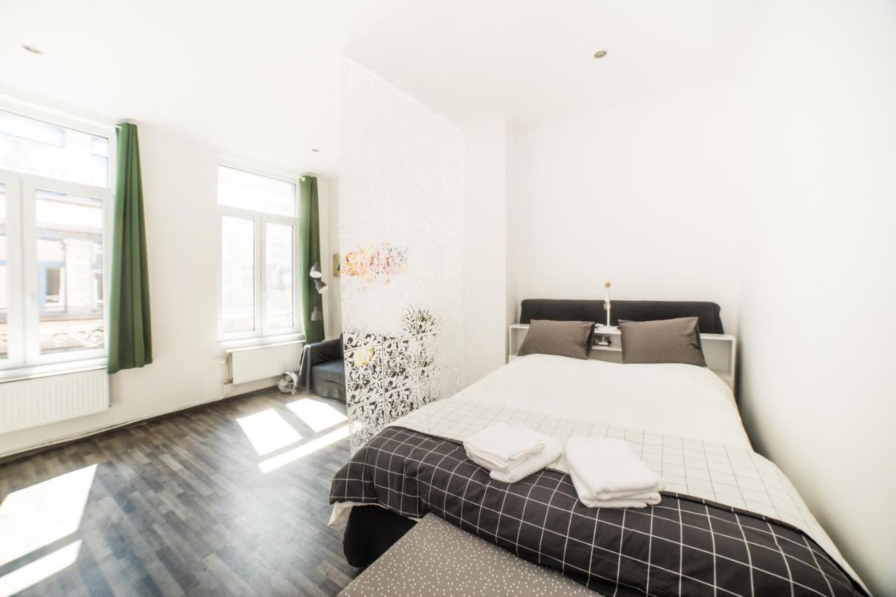 City Centre Hidden Gem! Apartment For Up To 3 People Брюксел Екстериор снимка