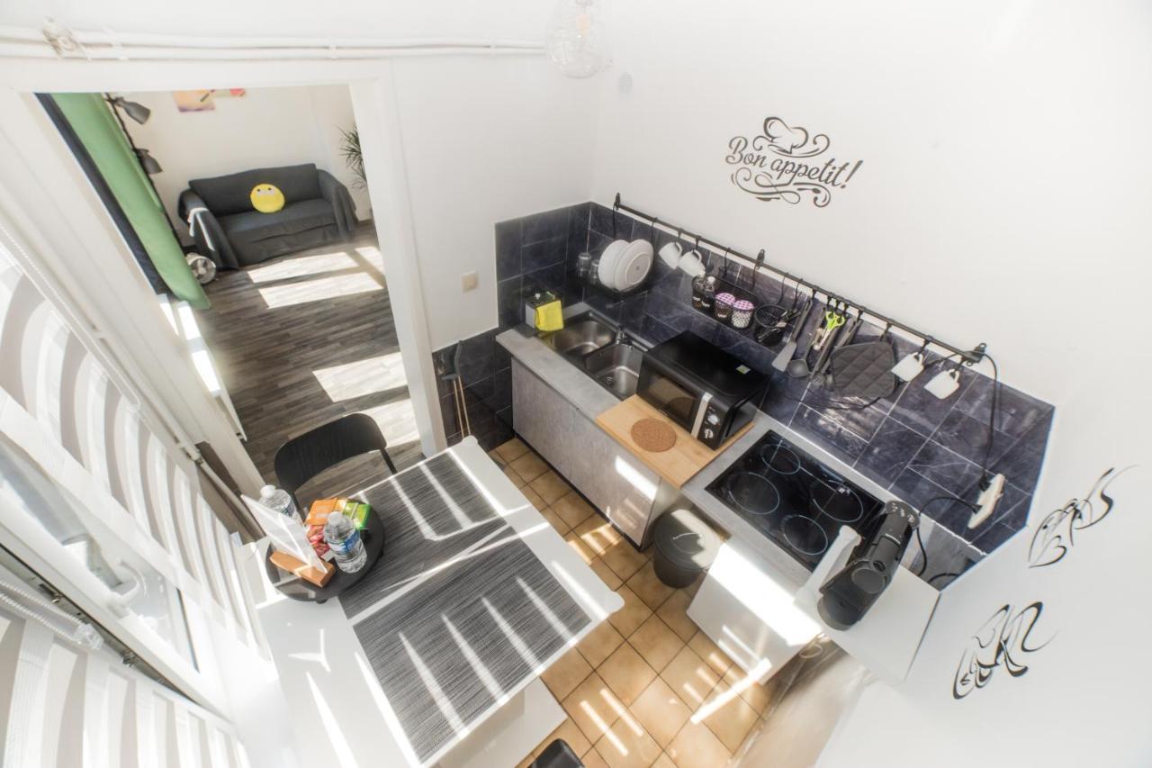 City Centre Hidden Gem! Apartment For Up To 3 People Брюксел Екстериор снимка